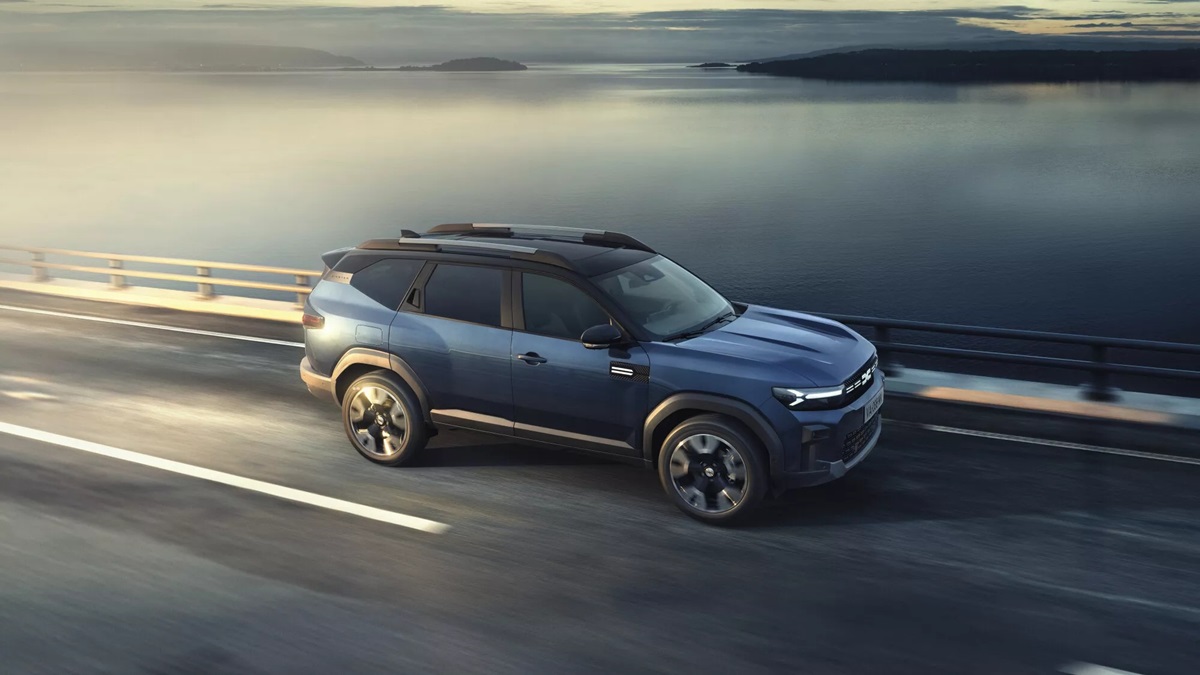 Dacia представила кросовер із запасом ходу 1450 км