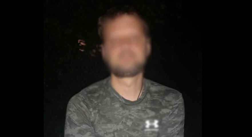 У Києві затримали чоловіка, який пограбував військового