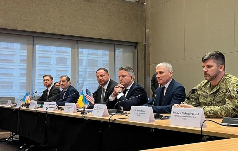 Новини світу - 24 пункти європейського плану проти 28 американських