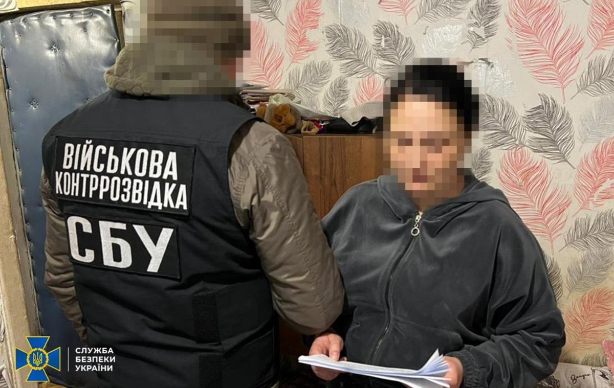 Агентка ГРУ встановлювала ретранслятори для “шахедів” і ракет росіян