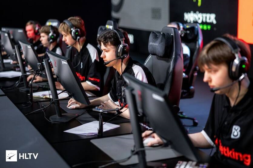 B8 переграла росіян на стадії третього раунду Budapest Major 2025