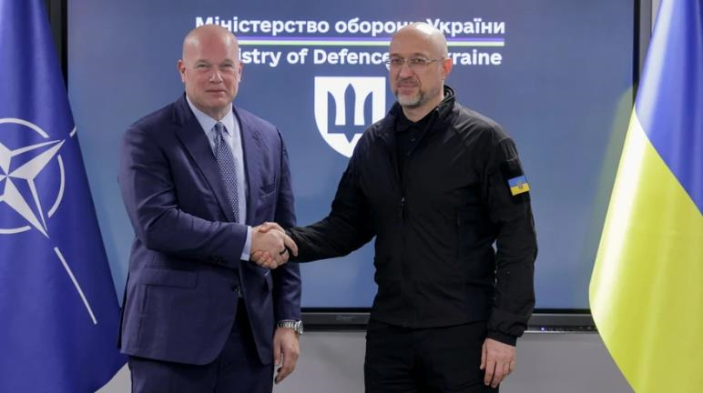 Новини України - Посол США при НАТО вперше відвідав Україну