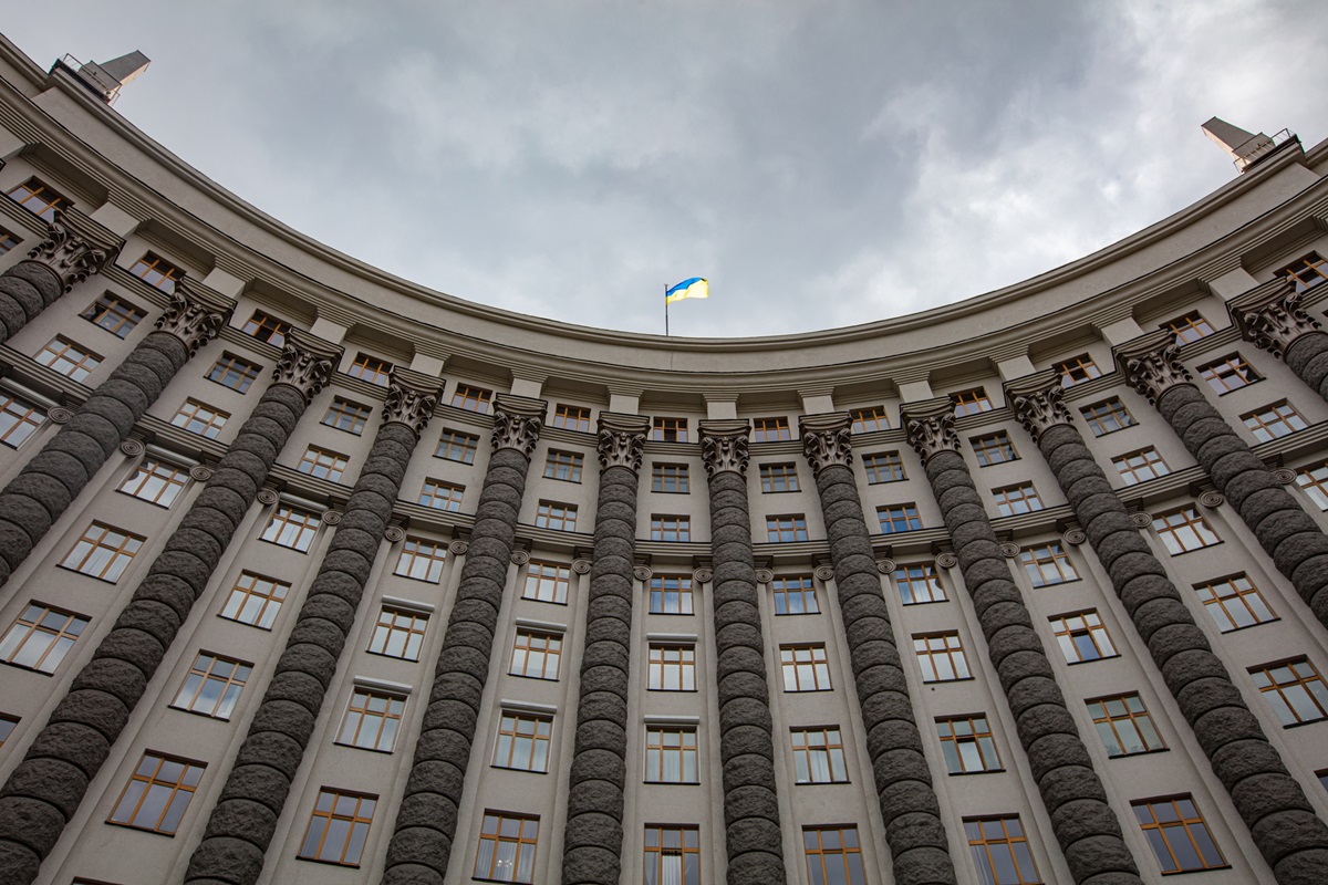 Уряд запускає проєкт з корекції рубців для військових