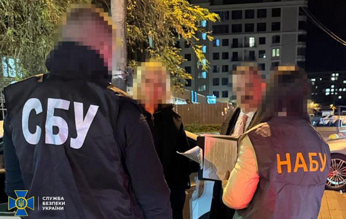 В Одесі суддю і адвоката затримали за хабарі