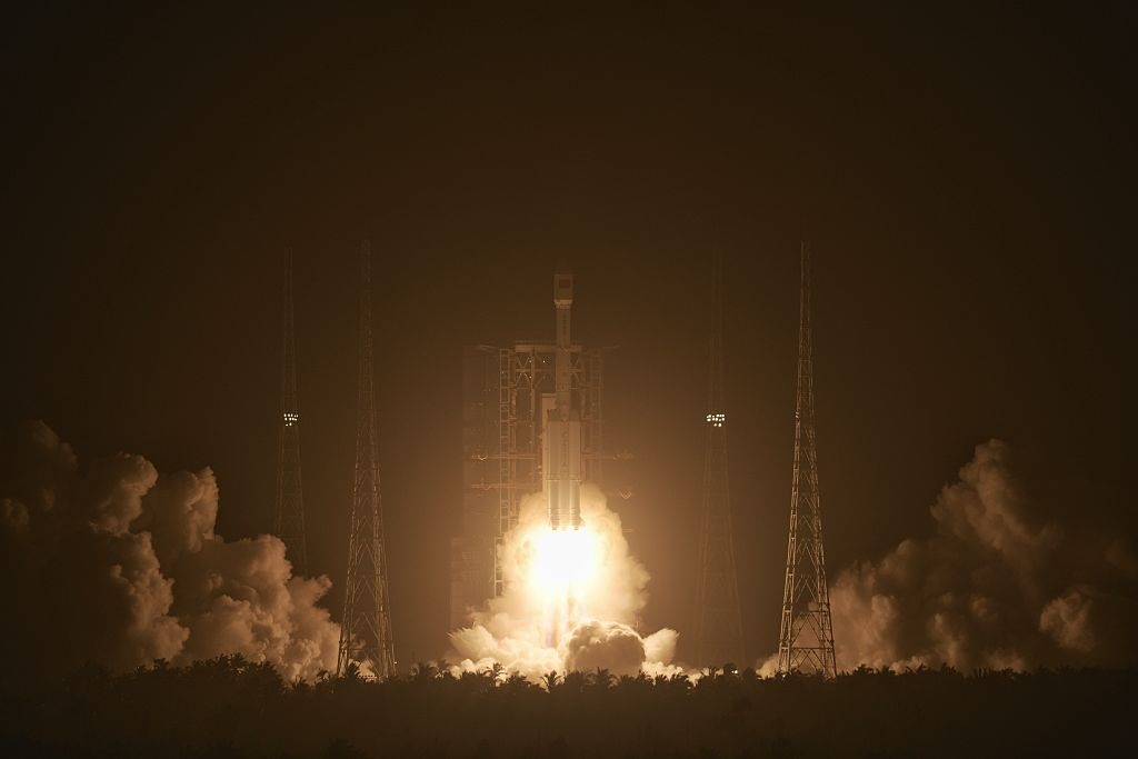 Китай здійснив два космічні запуски за день