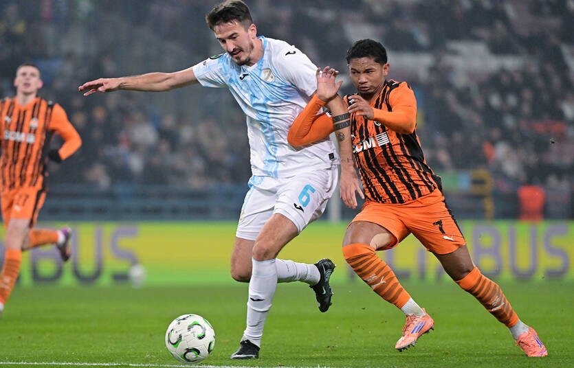 Стало відомо, хто був найкращим у складах Динамо та Шахтаря в ЛК