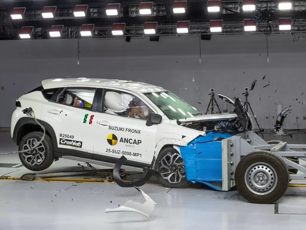 Авто новини - Suzuki Fronx провалив краш-тести ANCAP і знятий з продажу