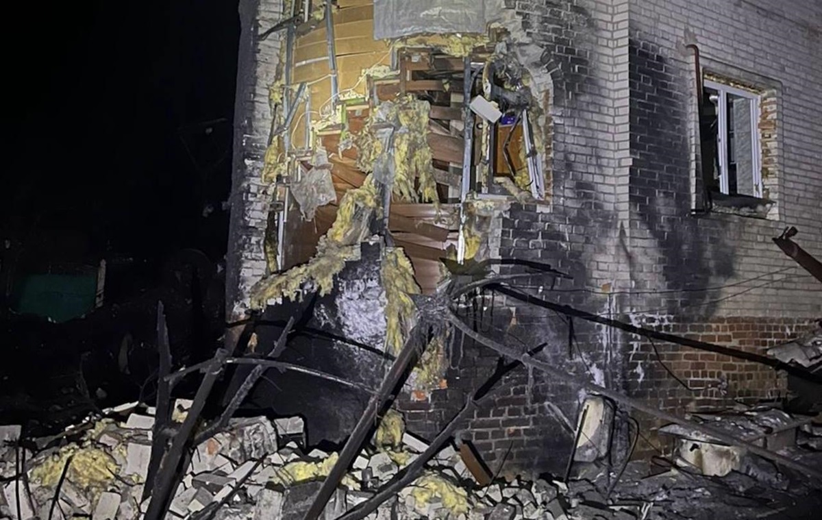 Росіяни скинули бомбу на Суми, серед поранених двоє дітей