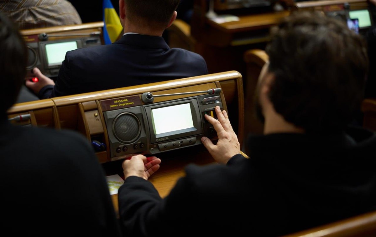 У Раді назвали причину захворювання нардепів