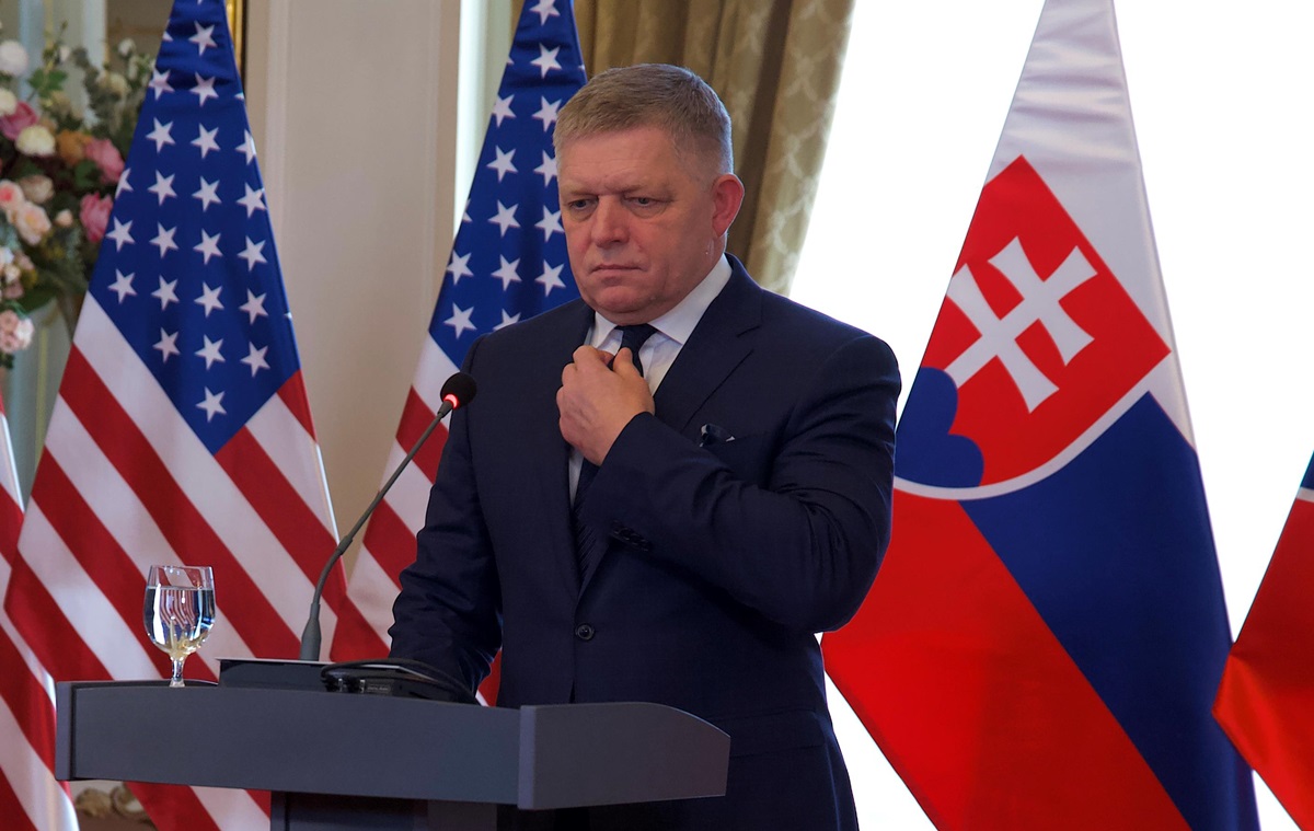 В Словаччині надішлють до прокуратури скаргу на держзраду Фіцо