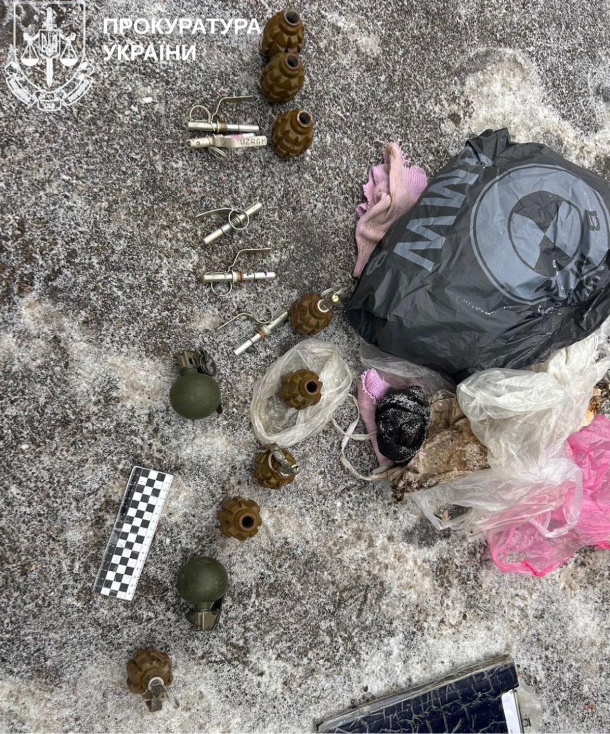 Військові СЗЧ збували гранати на Чернігівщині