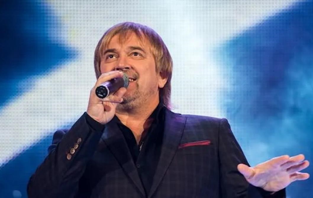 60-річний артист підкорив Львів екстремальними трюками під куполом