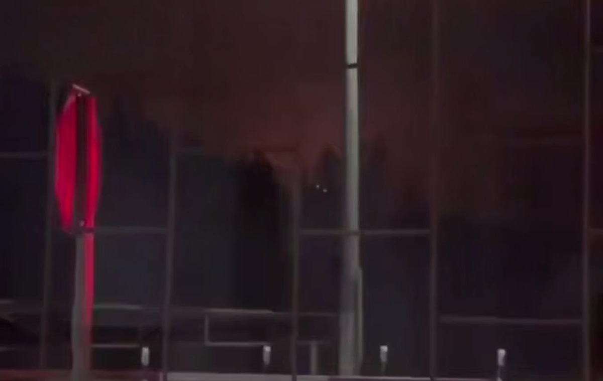 Дрони атакували НПЗ в Ленінградській області РФ