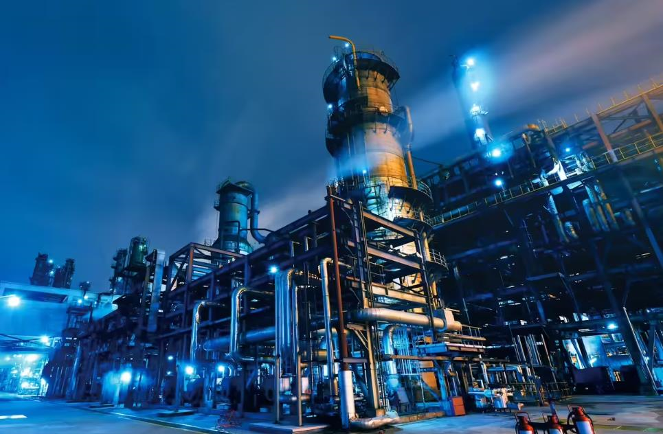 Іран атакував НПЗ, який міг експортувати нафту в обхід Ормузької протоки