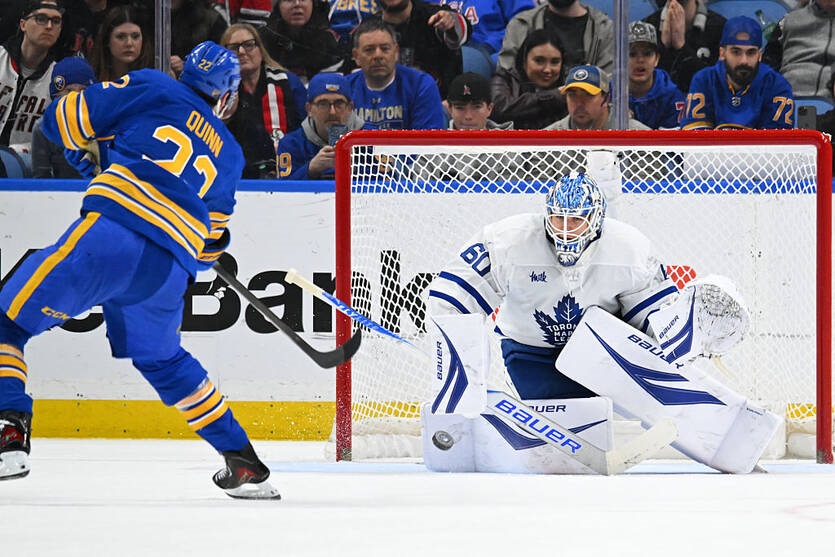 НХЛ: Баффало дотиснув Торонто в серії булітів