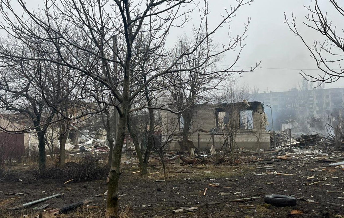 У Краматорську вісім поранених через бомбовий удар