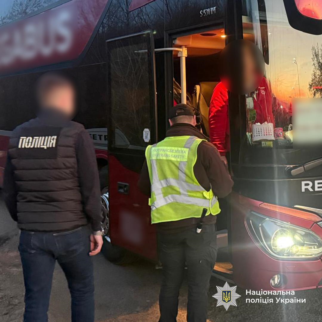 Викрито схему міжнародних рейсів до ЄС без сплати податків