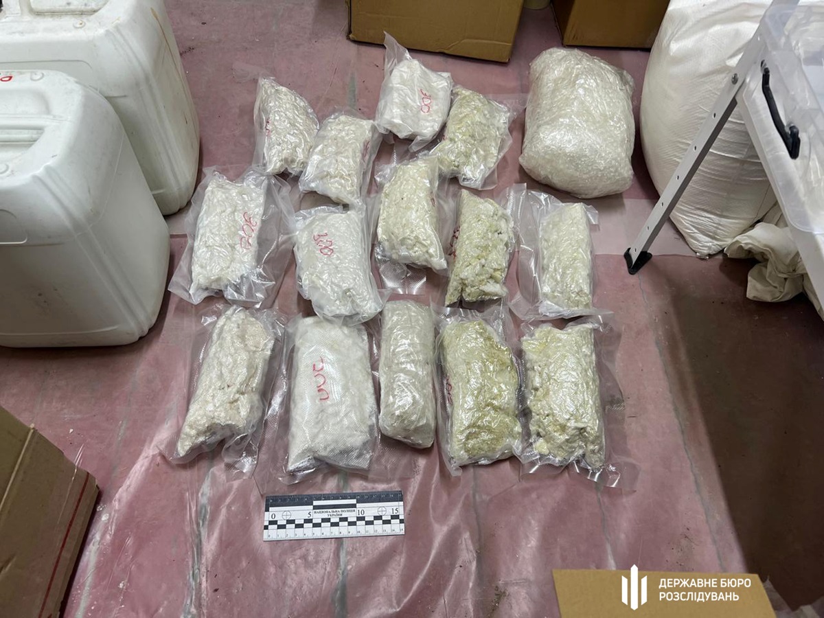 Військовослужбовця ув’язнили на 9 років за виготовлення психотропів