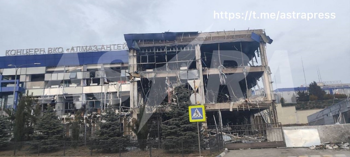 Зʼявилися кадри з наслідками атаки на концерн Алмаз-Антей в Криму
