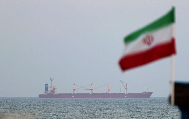 Іран оголосив про відкриття Ормузької протоки