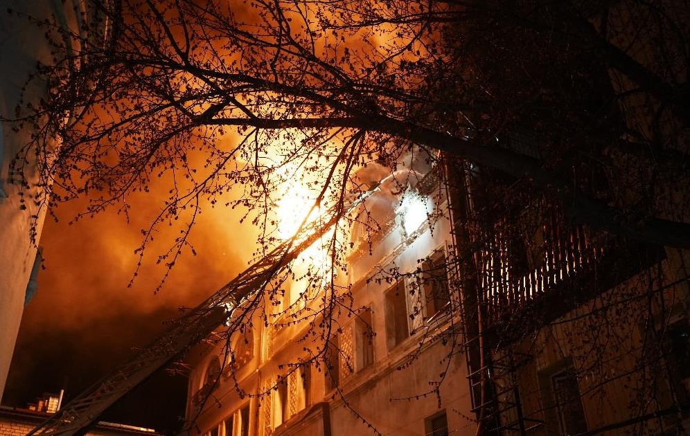 Харків у вогні: з’явилися кадри наслідків атаки