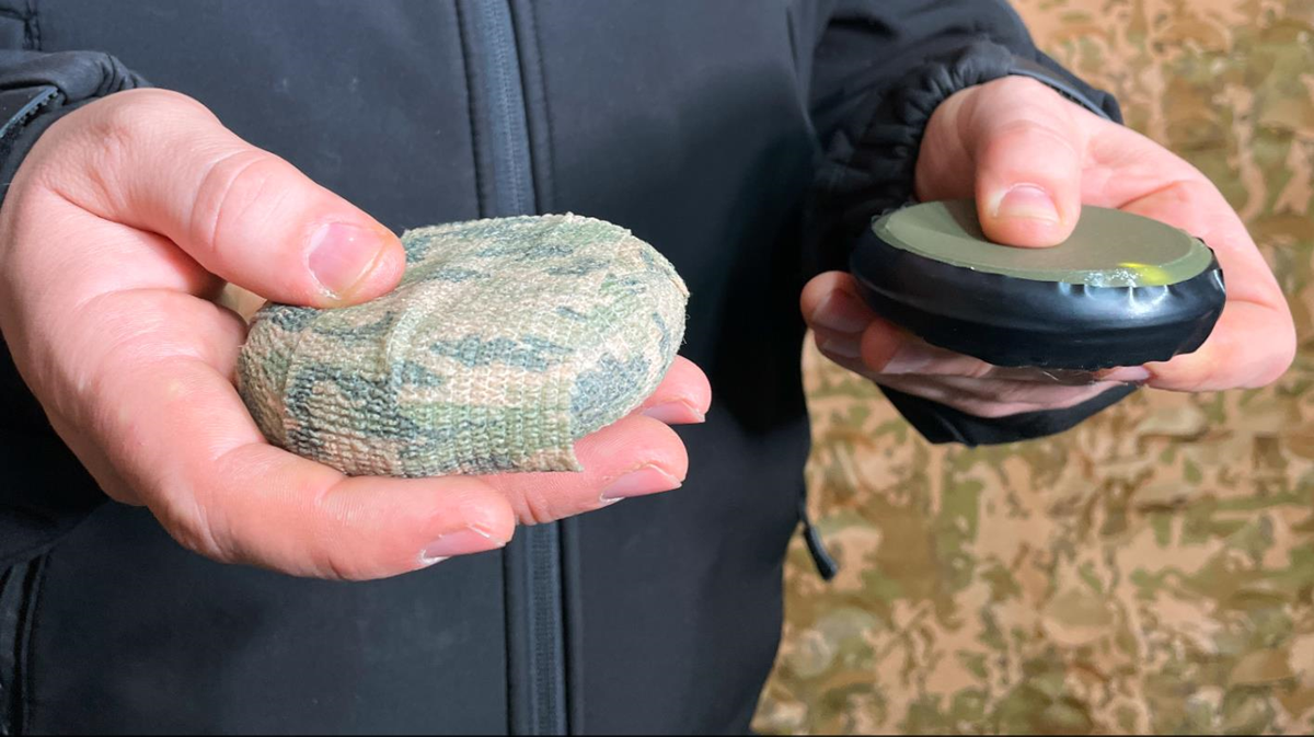 На Херсонщині поліцейський підірвався на “прянику”