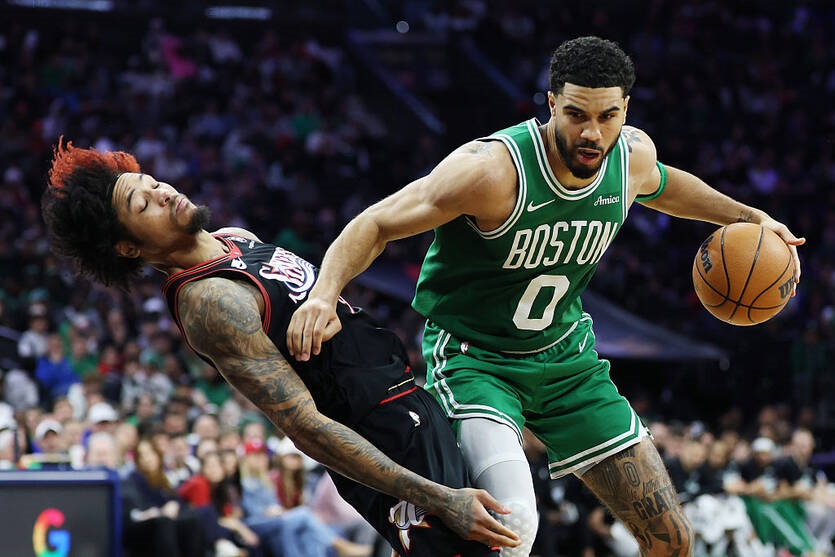НБА: Шульга допоміг Бостону розгромити Філадельфію