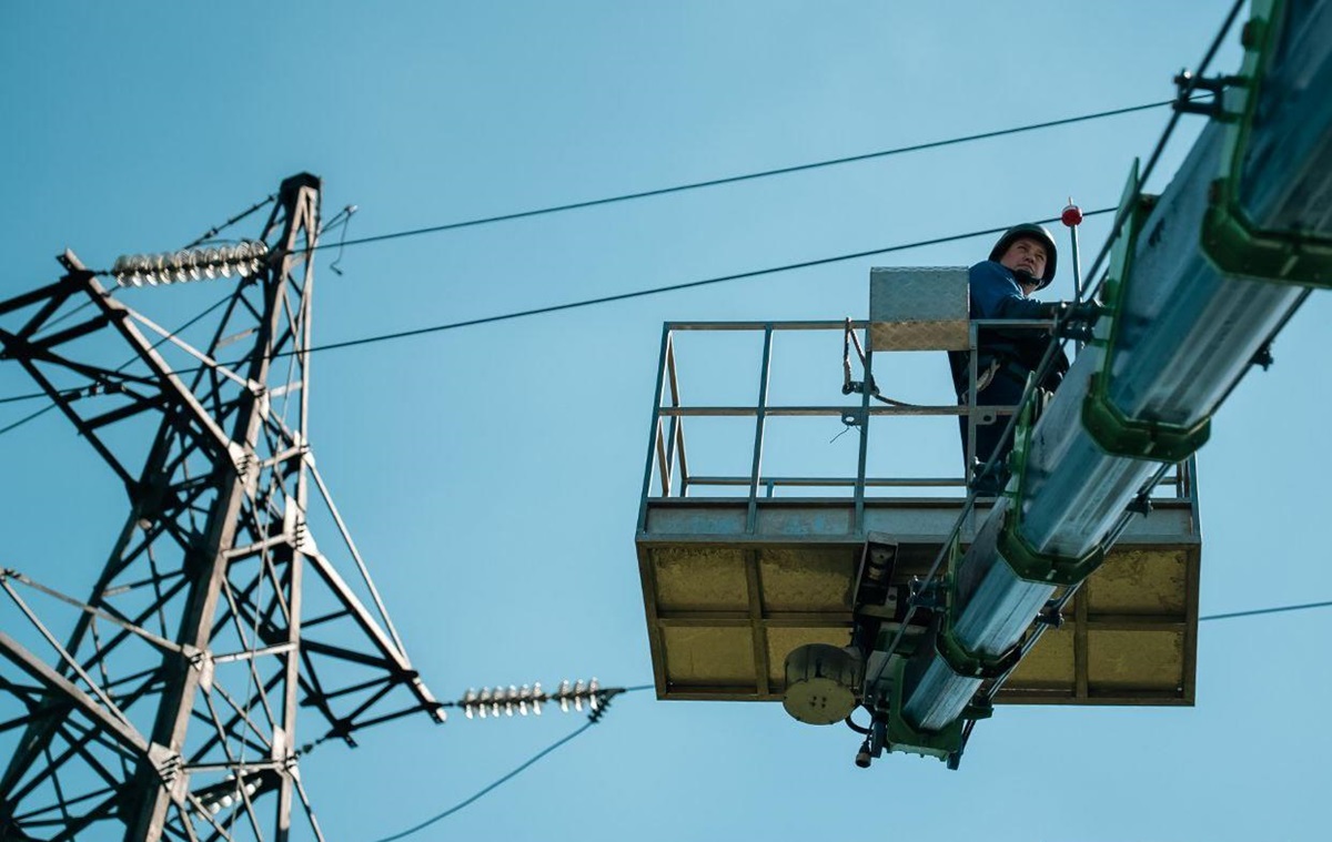 Нові відключення у чотирьох областях – Укренерго