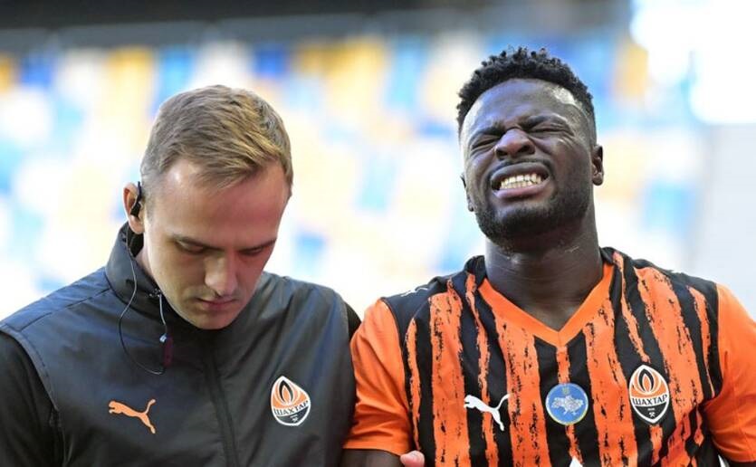 У матчі з Рухом Обах травмував плече