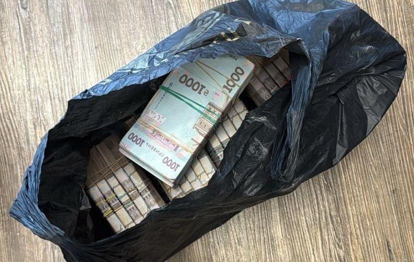 В Україні “відмили” 570 млн з оборонних контрактів