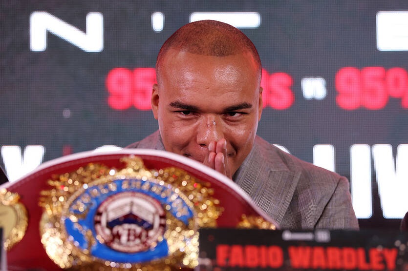 Вордлі заявив, що бій Усик – Дюбуа для нього не має значення