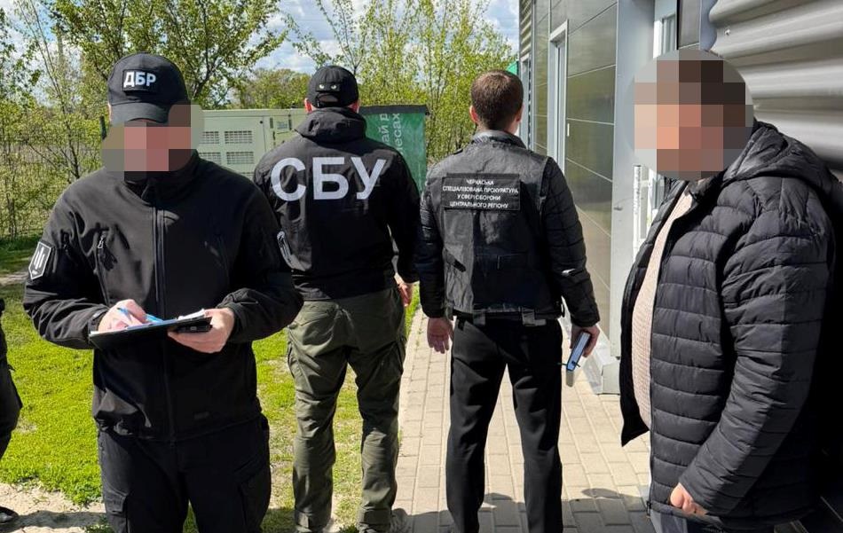 На Черкащині військового вкрили на хабарі