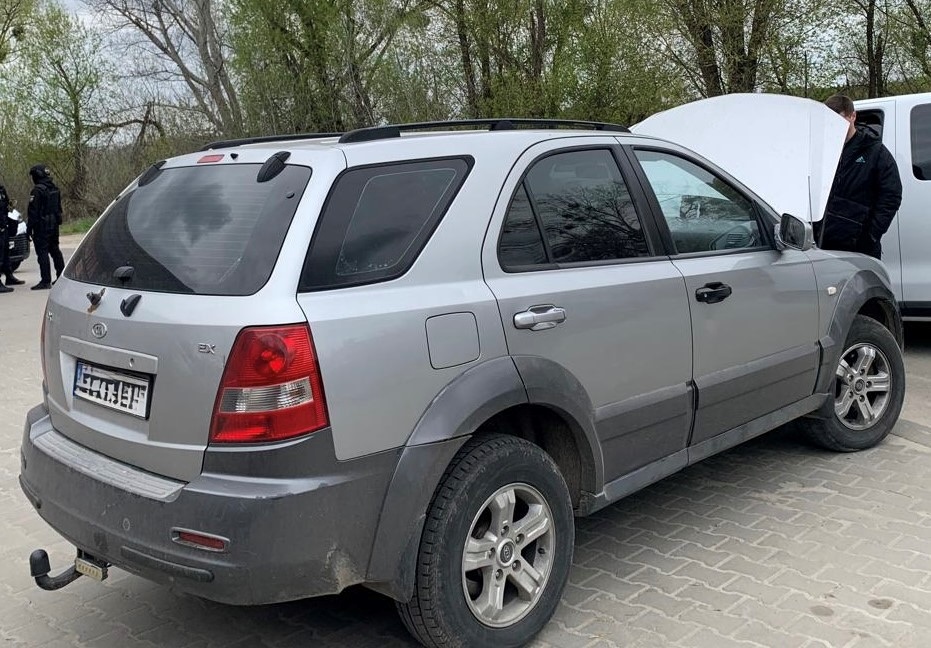 Викрито чергову схему продажу гуманітарних авто для ЗСУ